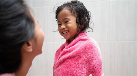 my mom in the shower|Mom Showers With Her Children To 'Teach Them Biology' .